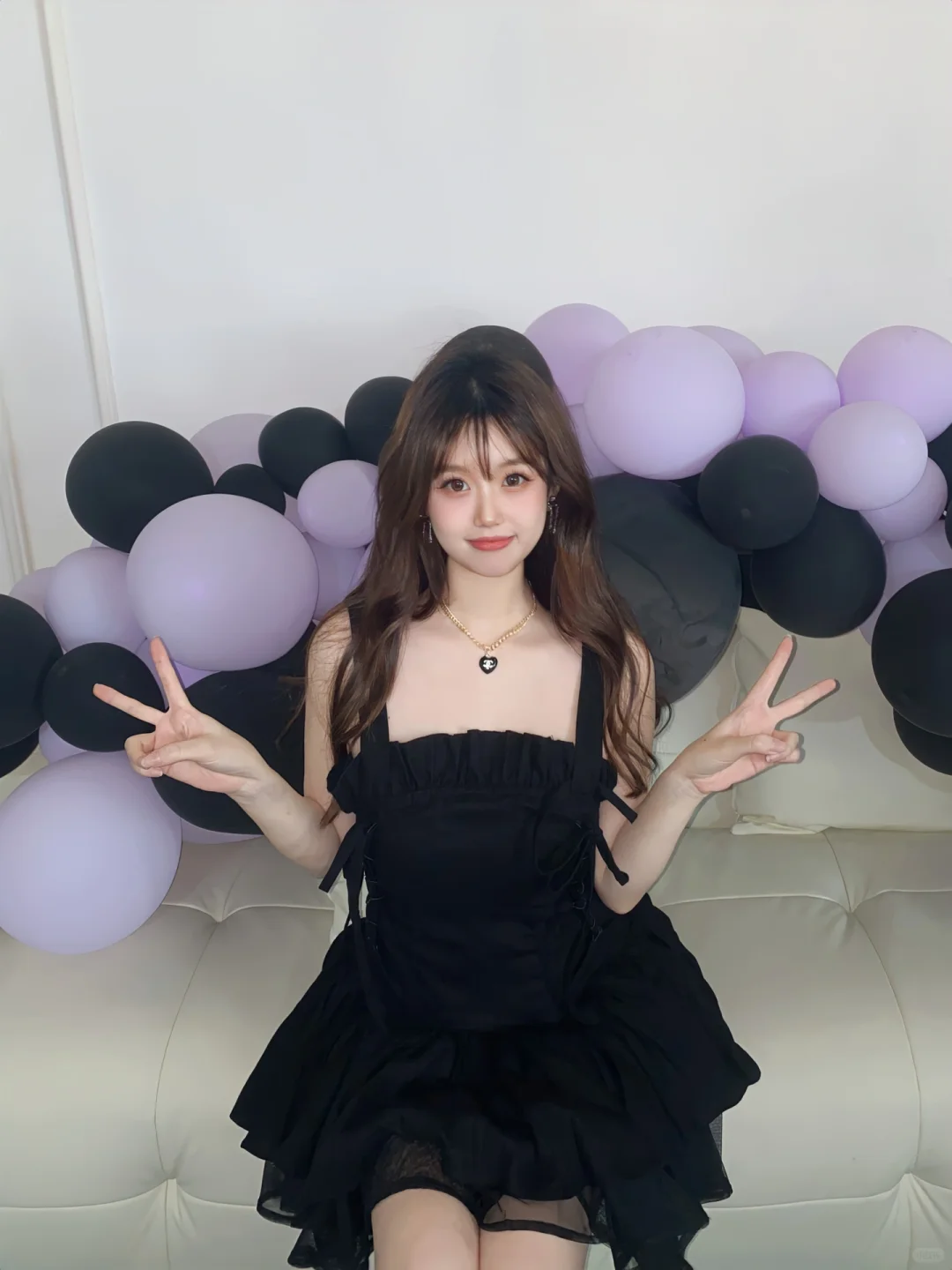 这也太甜啦！怎么会这么可爱的女孩子