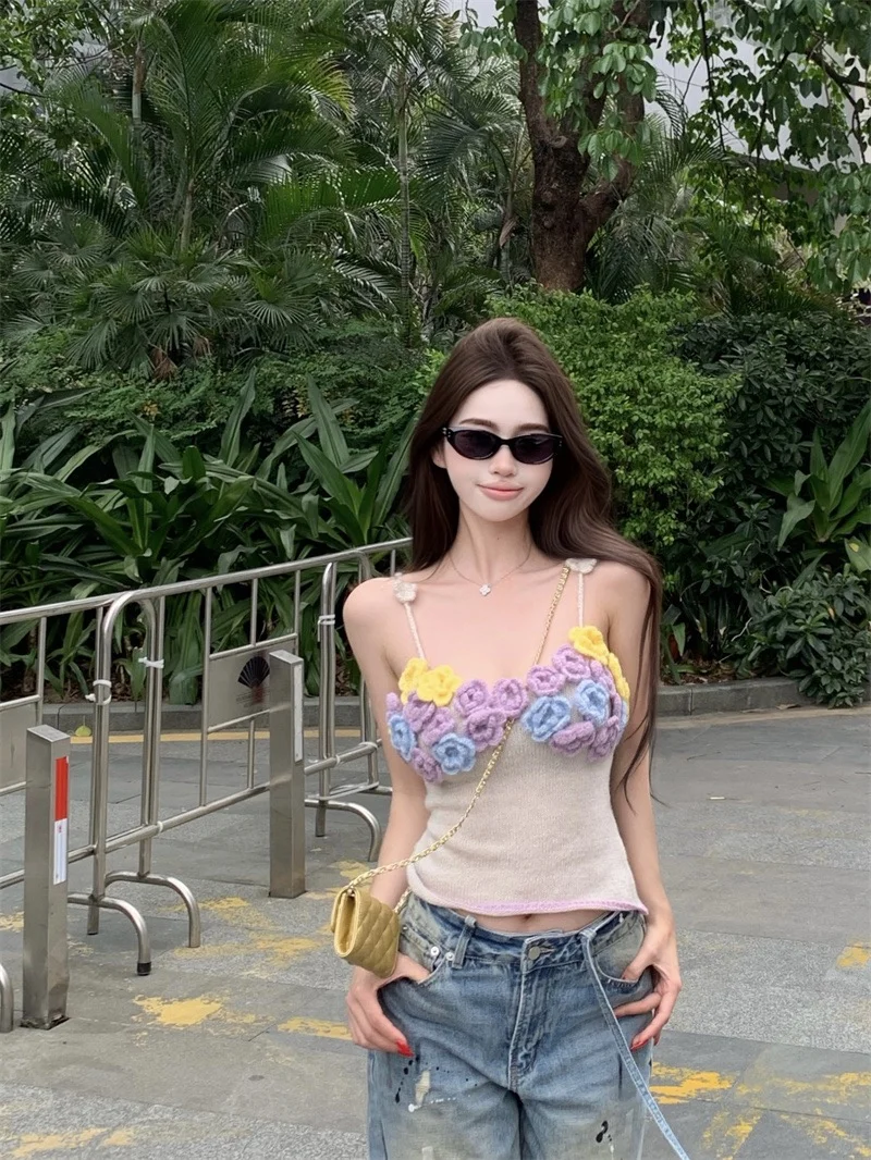 立体花朵吊带～真嘟很好看啊！！