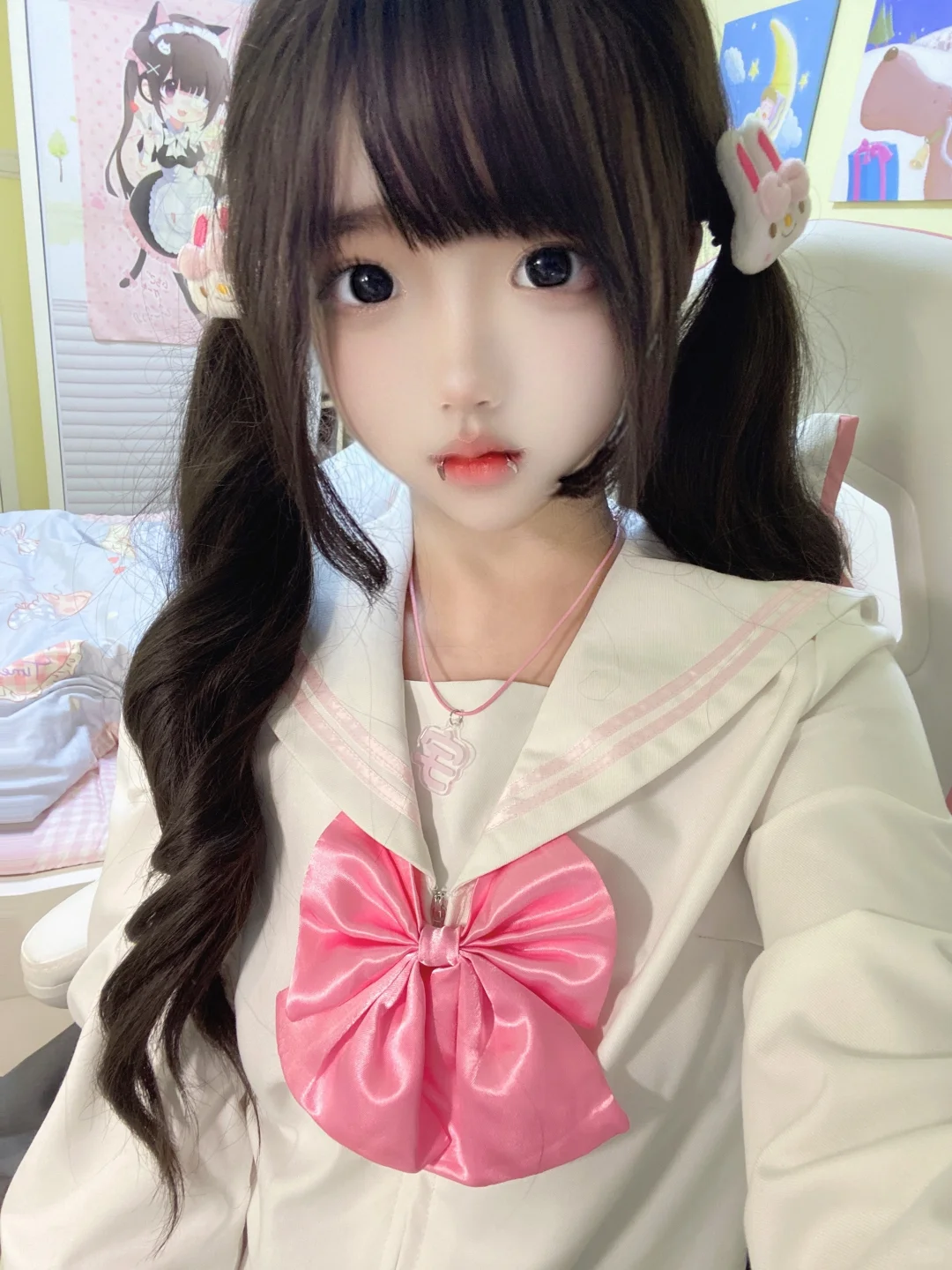 终于知道那些幼态脸怎么p了…