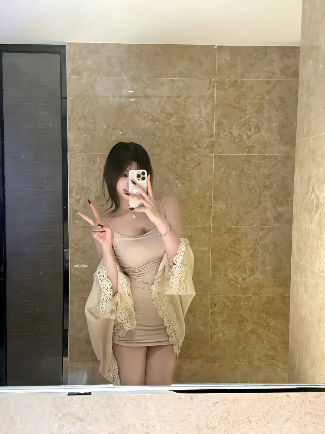 根本穿不出去 在家试试啦😛