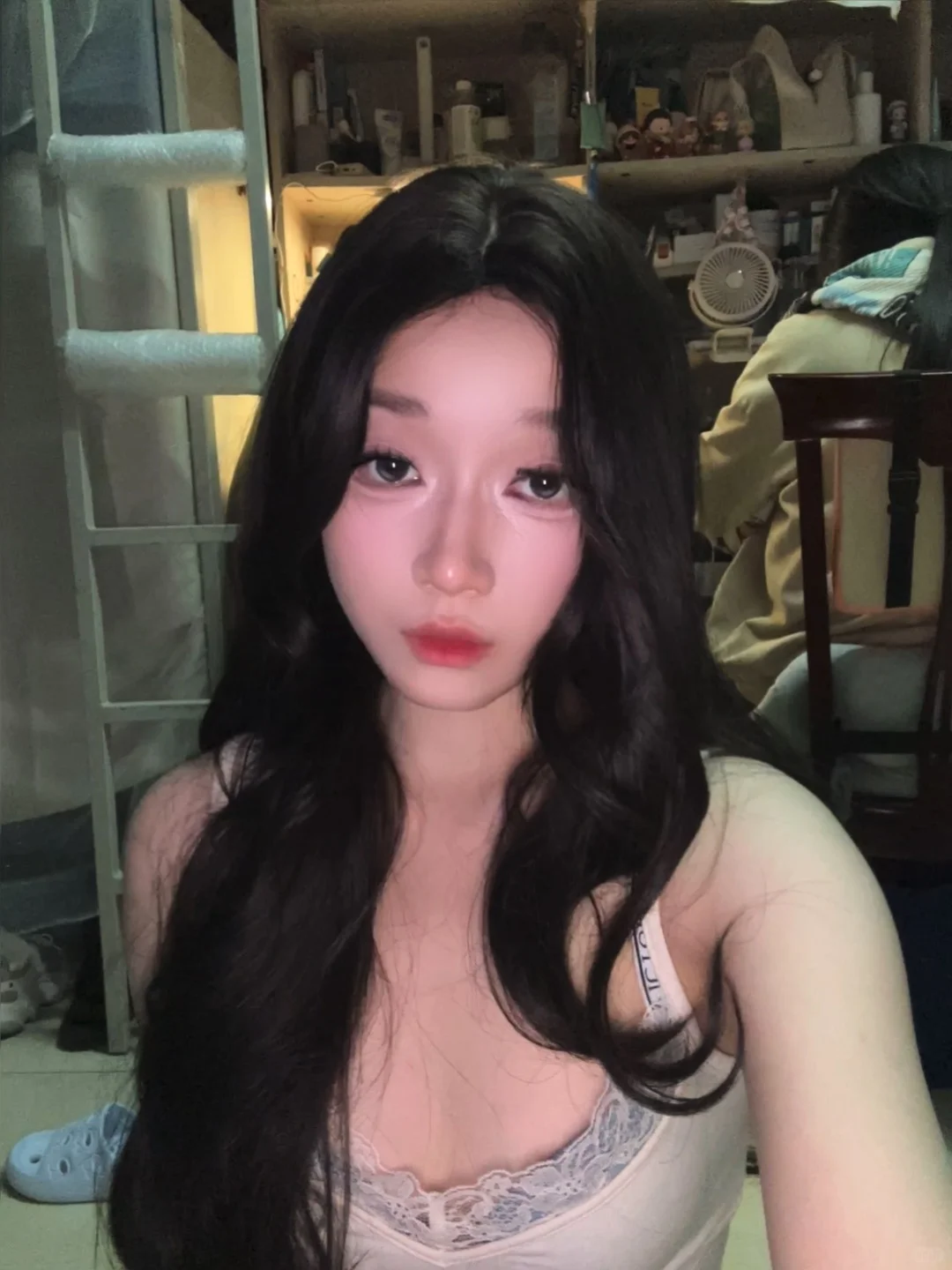 对镜自拍就是信手捏来啊，老婆老师们看看我