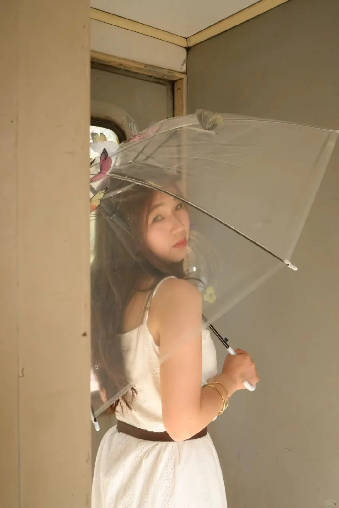 想拍摄一百位女性