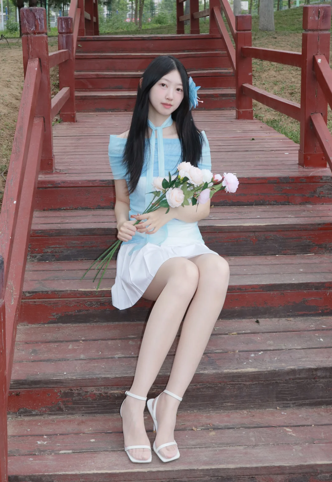 03女大ℓ蓝白写真💙