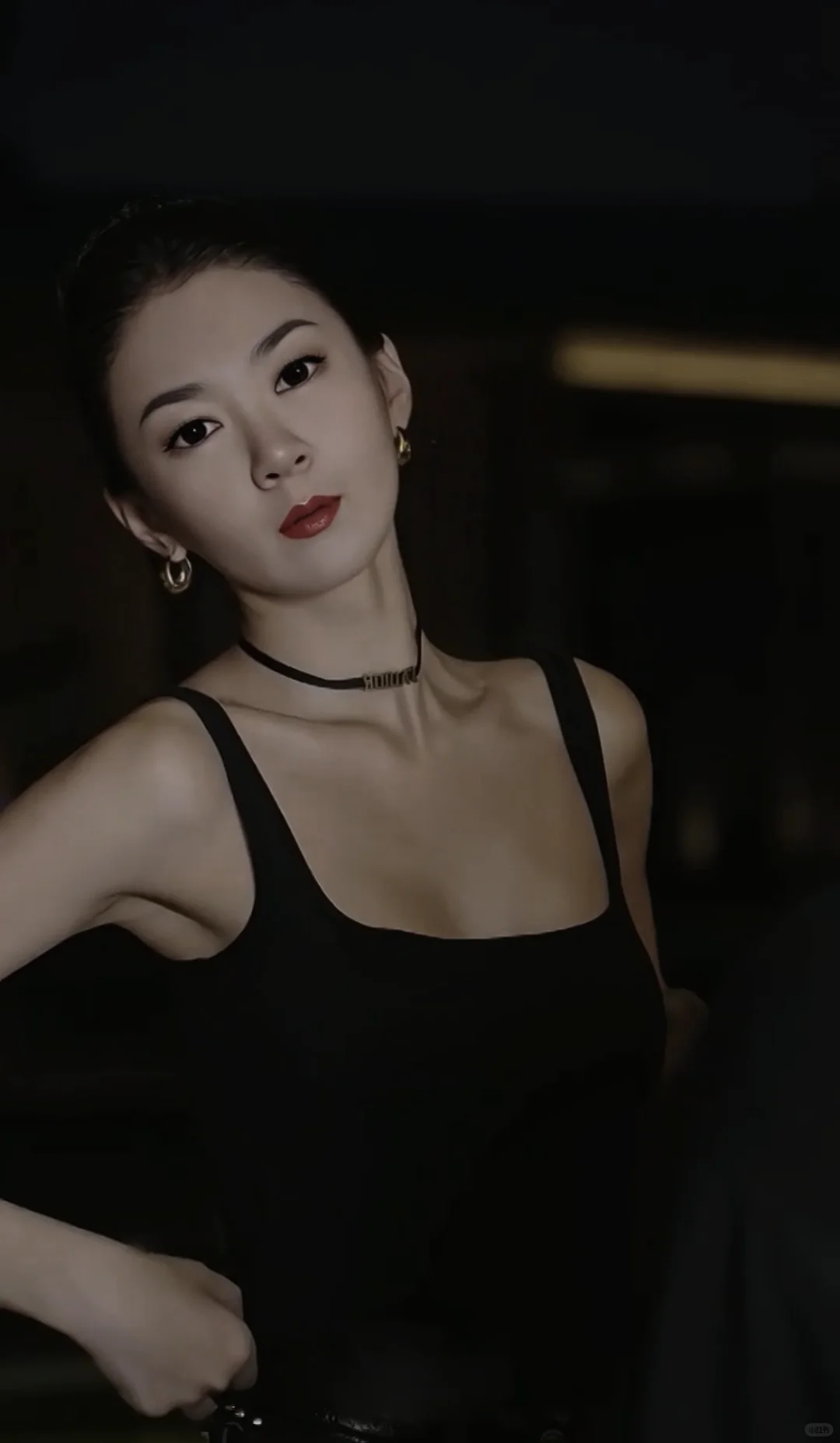 亦正亦邪的女人都很迷人😍