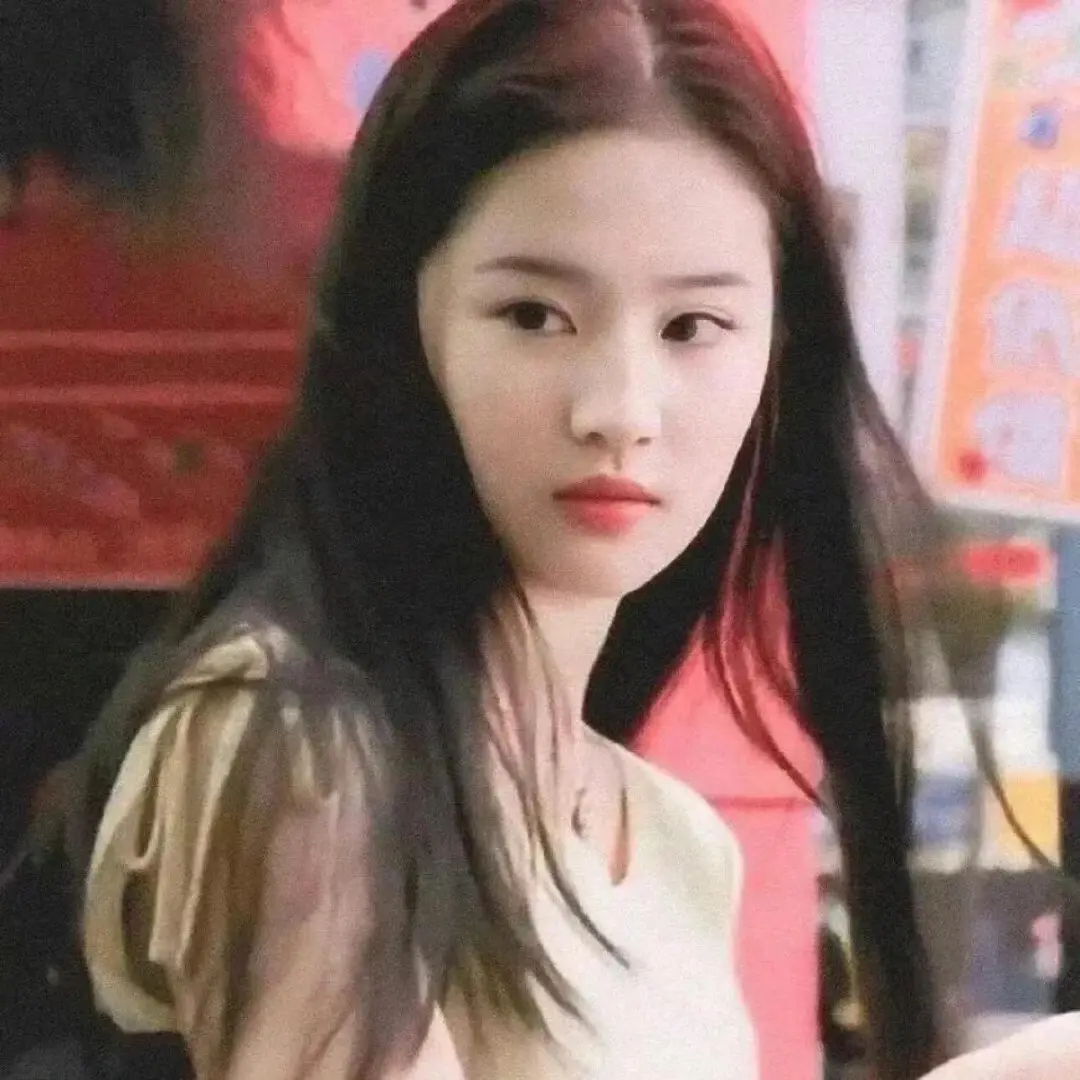 𝙒𝙚𝘾𝙝𝙖𝙩/刘亦菲头像