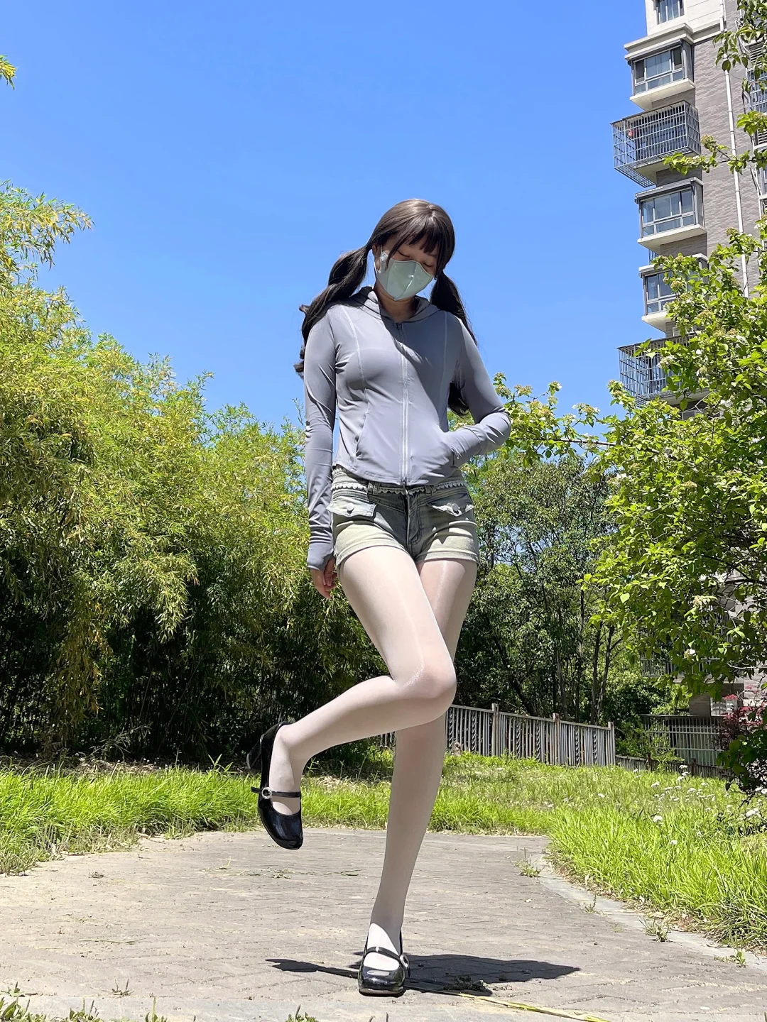 收腰防晒衣➕短裤真绝啊啊啊啊