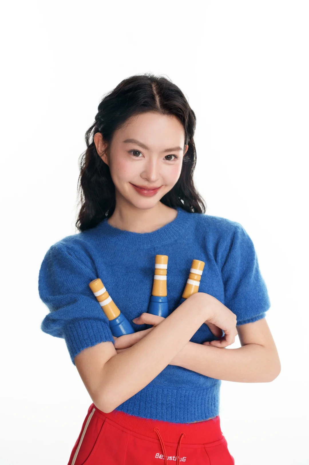笑容感染力很强的活力女大