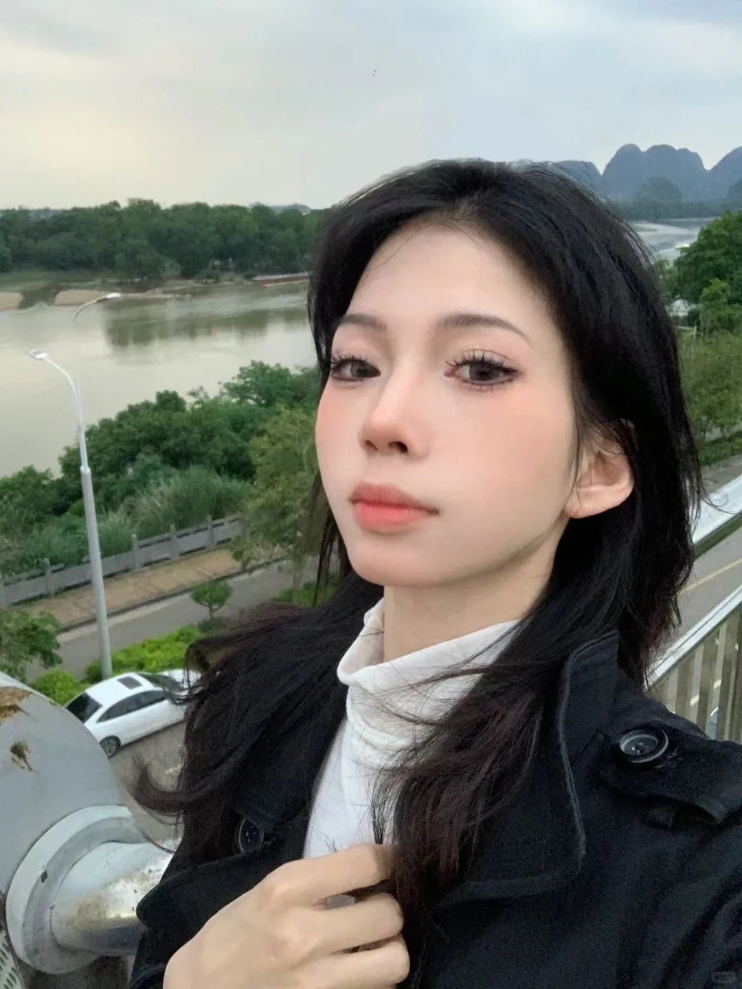 成熟女人需要一件风衣