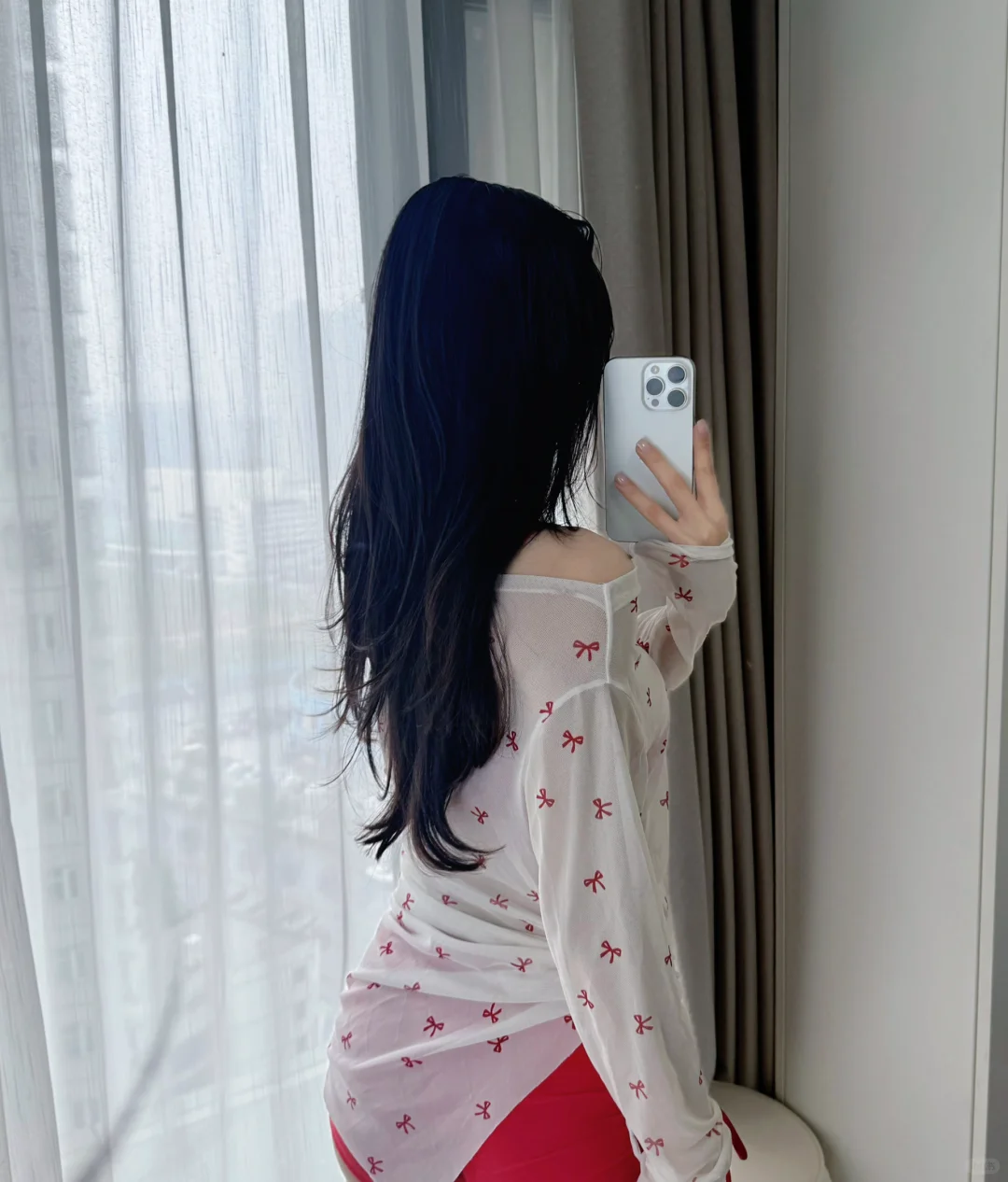 那么少女的泳衣到底谁在穿啊！！！