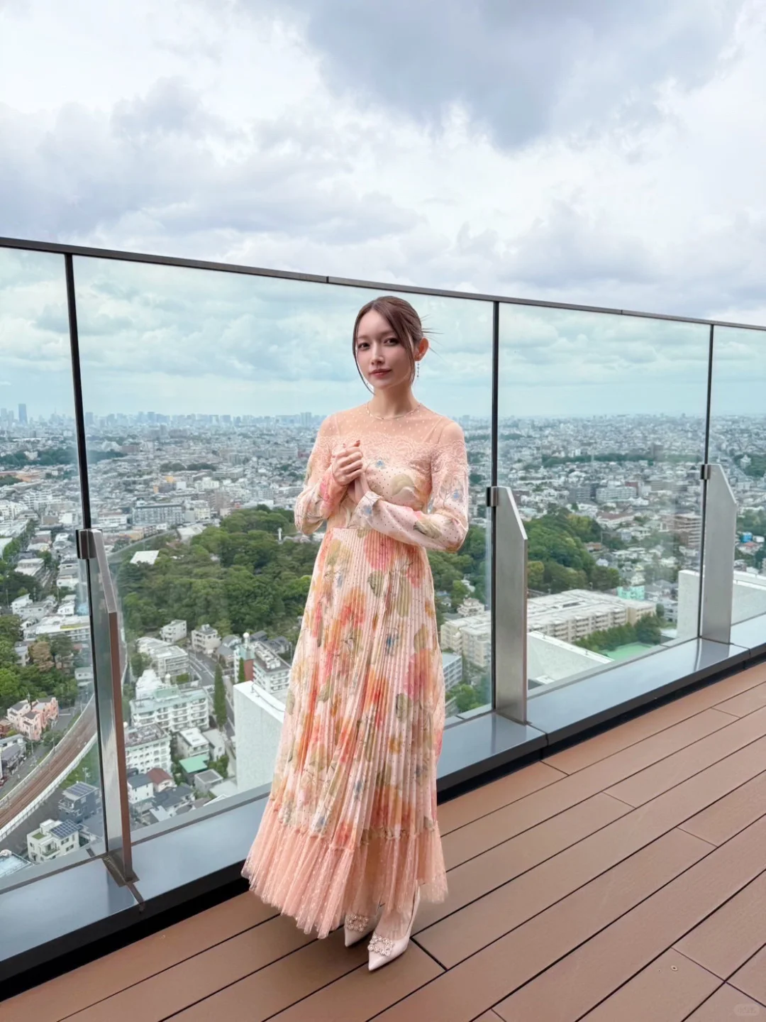 今天，我的写真集「flos」获奖啦！