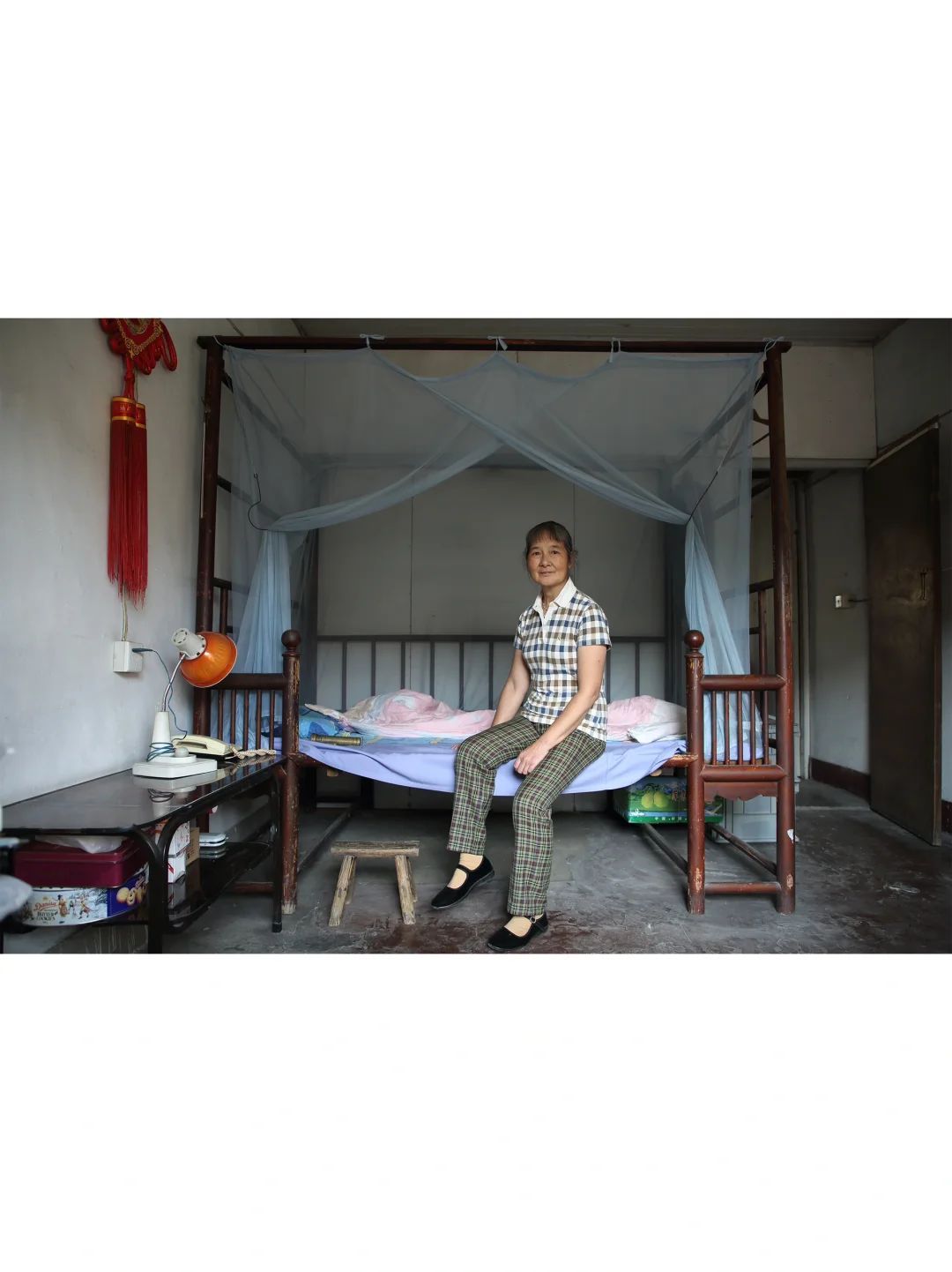 我给69岁未婚未育的姑姑拍了一张肖像
