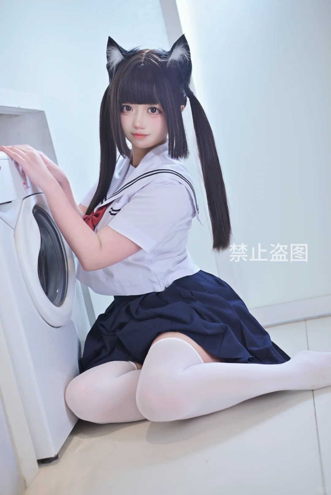 家里小猫变成人啦!?