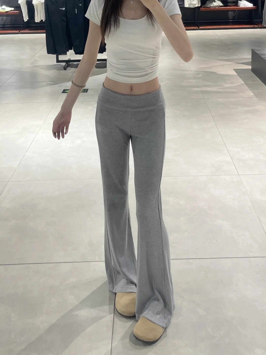 啊啊啊59💰没踩雷lulu风微喇裤👖好穿哭了😭