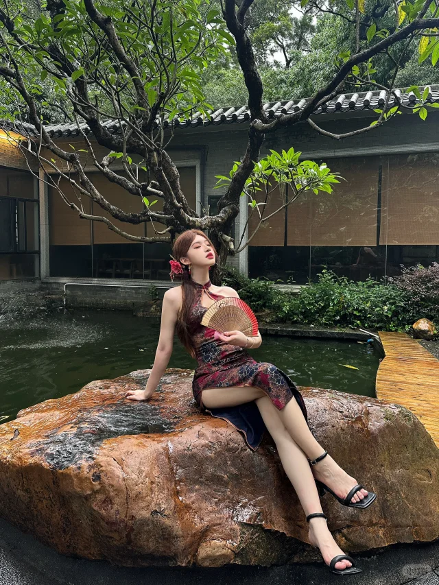 广州兰圃｜祈尔繁芜胜常春🪭新中式拍照姿势