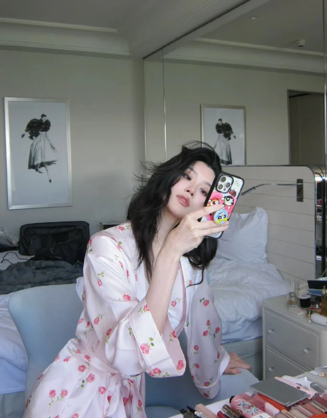 奚梦瑶整容前后对比，颧骨到底去哪儿了