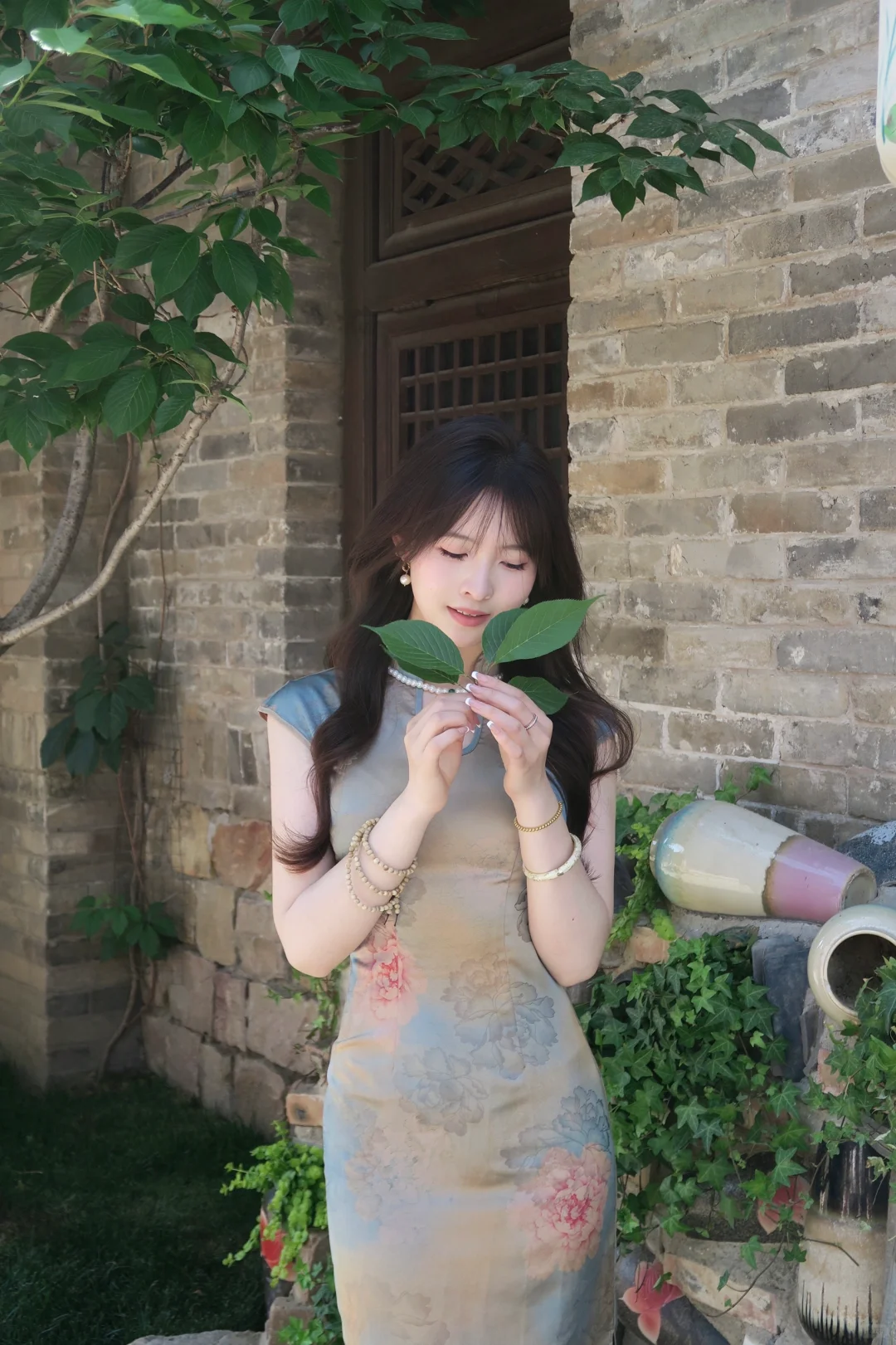 旗袍还得是画报夫人