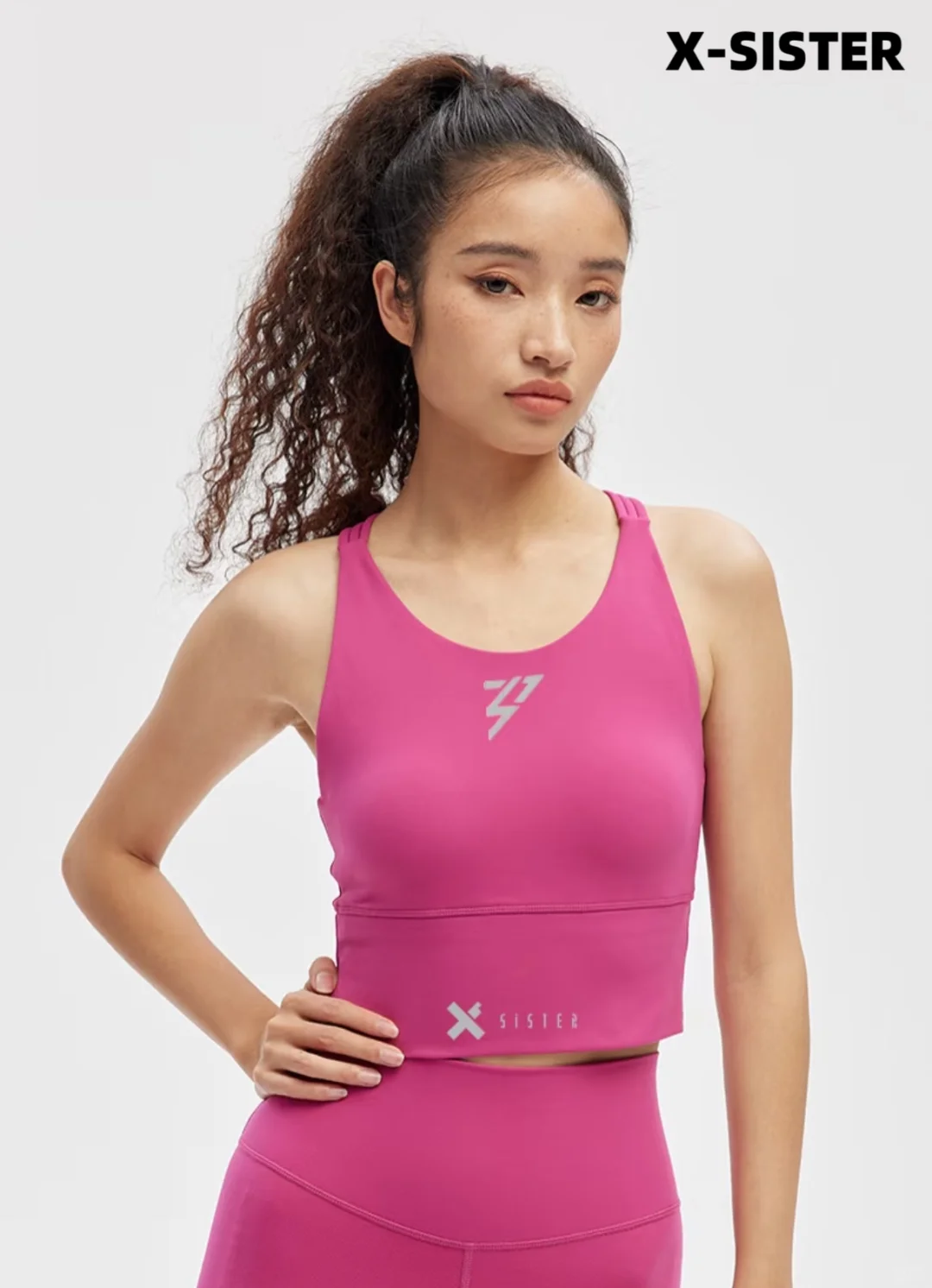 一个像火，一个像风的Girl Crush魅力