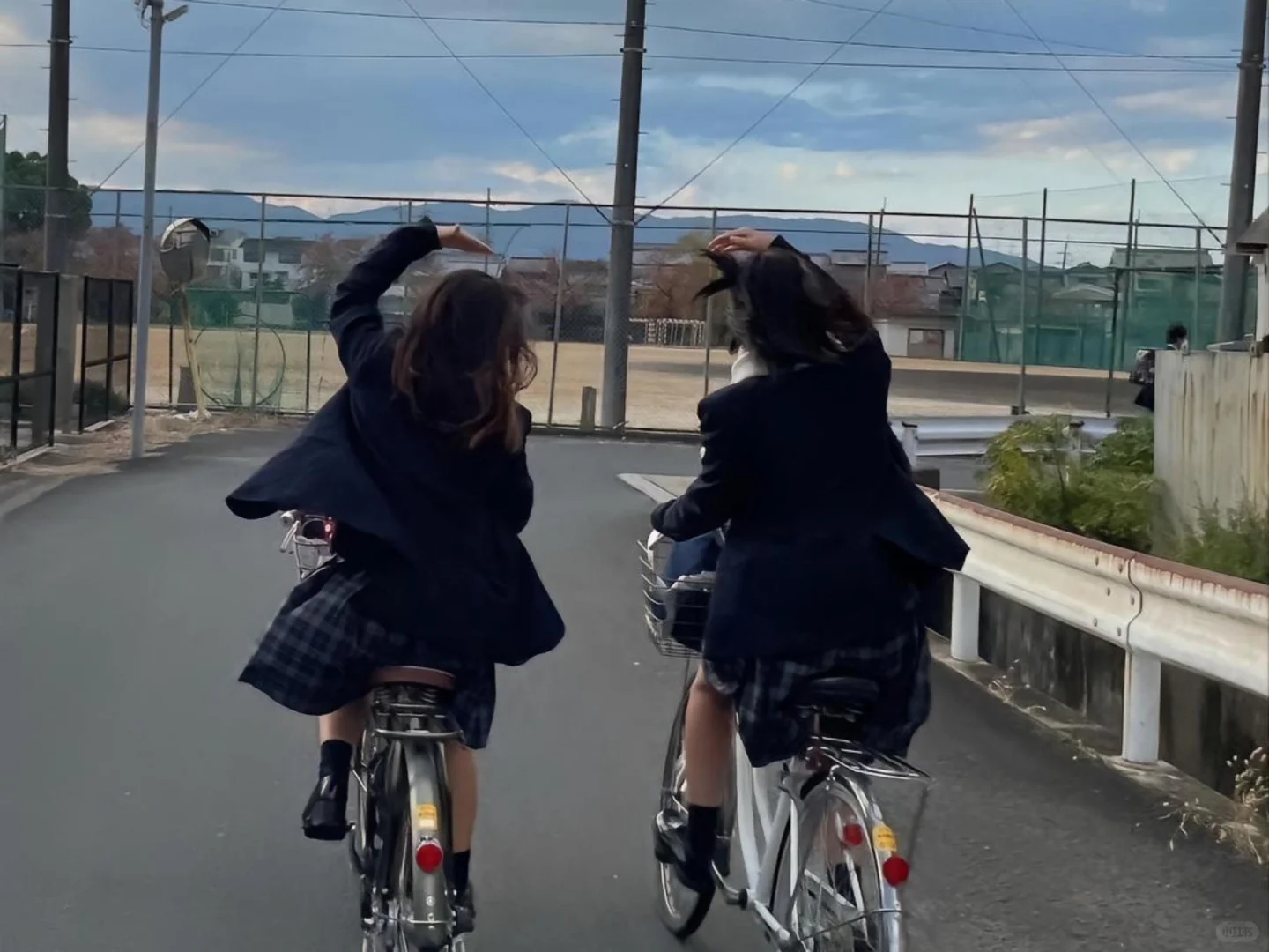 那些年我们误解的女女情事：藏在蕾丝边里的