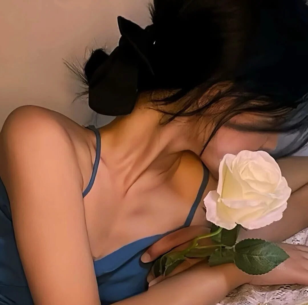 2025最火女生头像