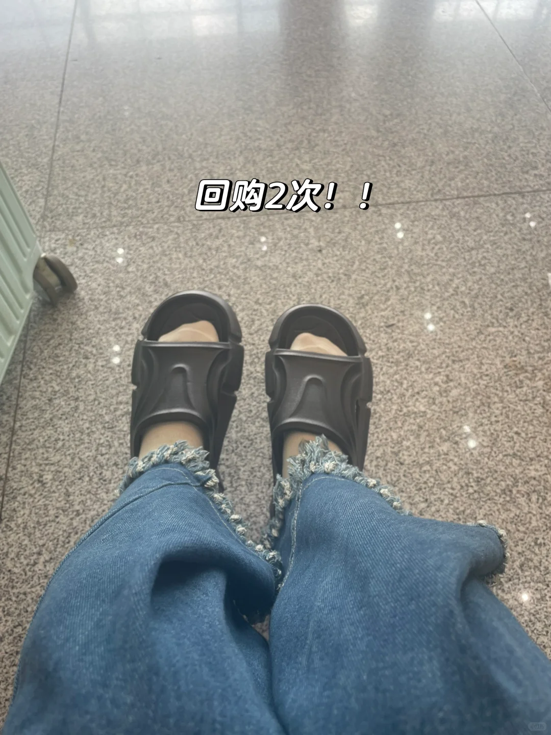 学生党闭眼入！7cm厚底拖鞋巨平价又好穿💗