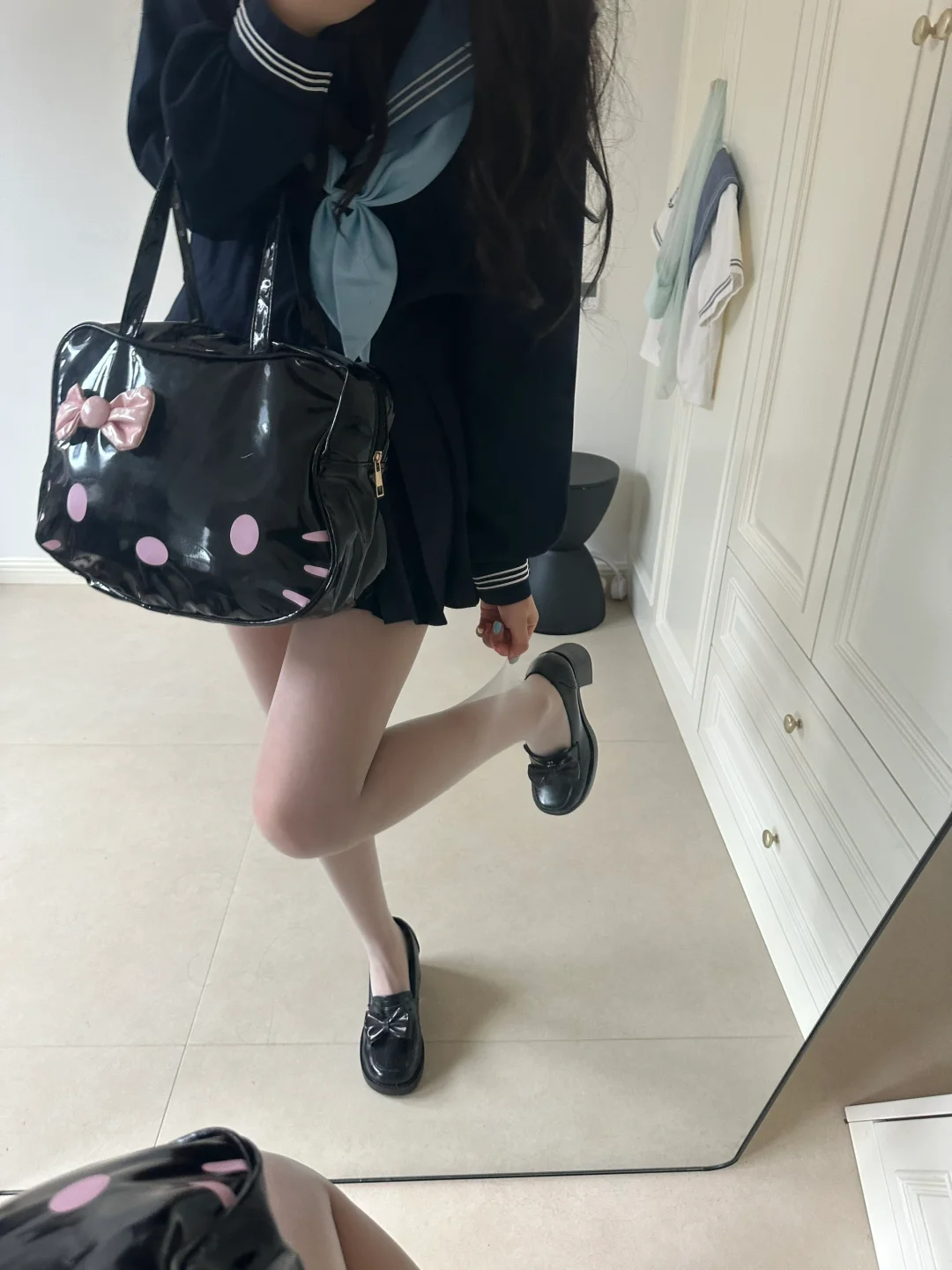 挖到了好看的蓝色美肤袜