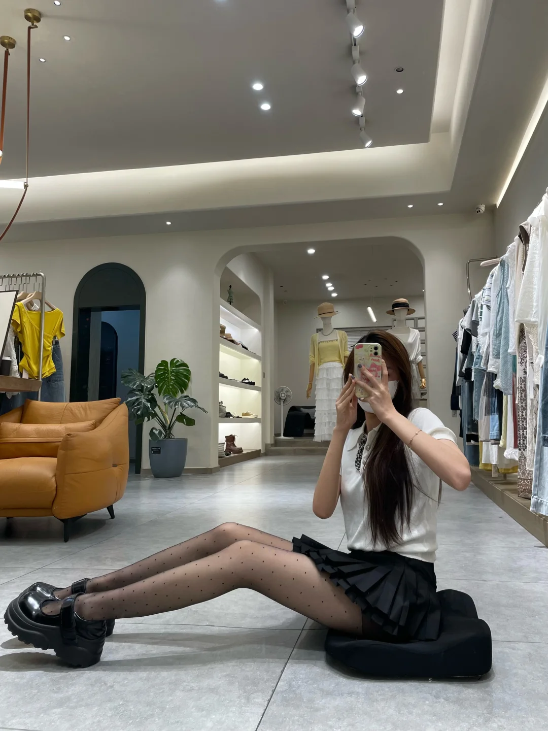 斩男又斩女！黑色波点丝袜杀疯了