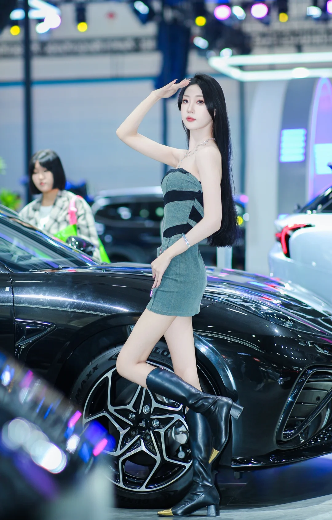 明年见咯