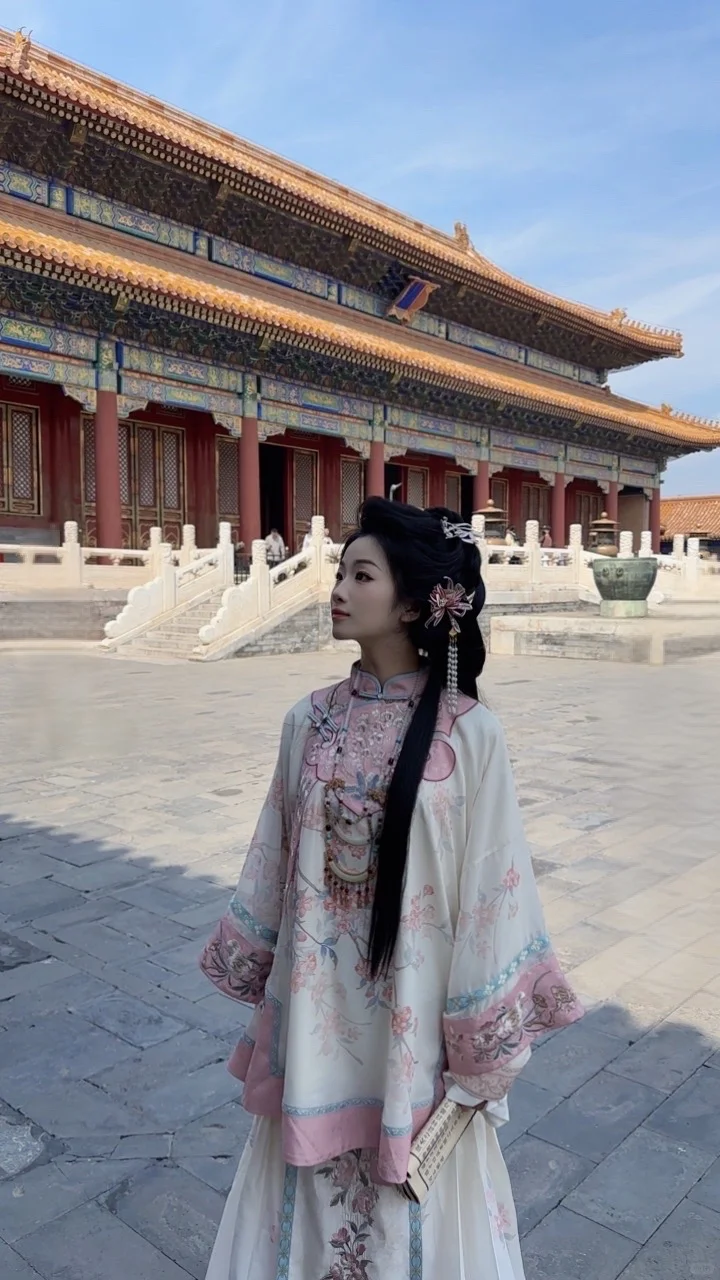 是谁在北京拍了清汉女！