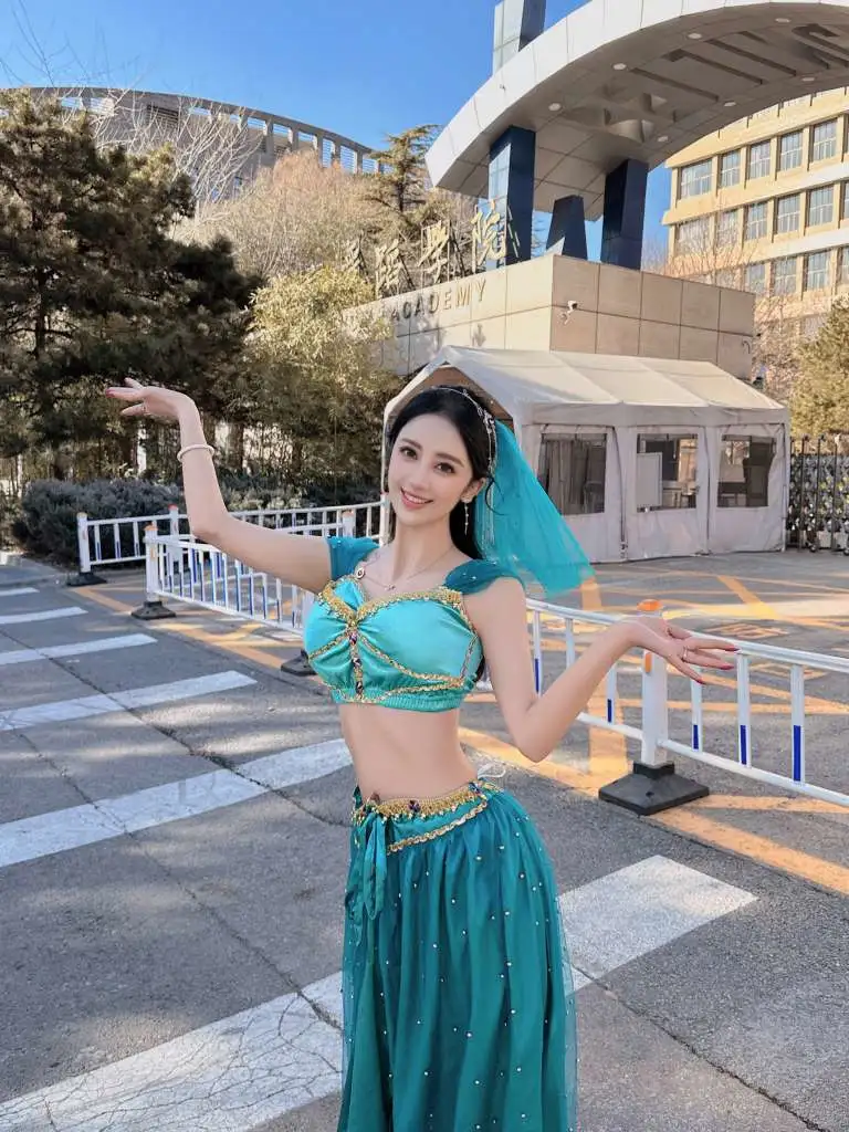 异域风情 摇摆至上🐣中俄混血小姐姐