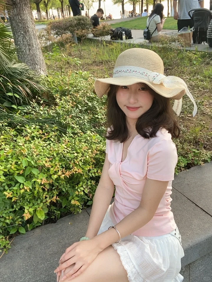 158 /90夏日甜妹穿搭 甜甜的