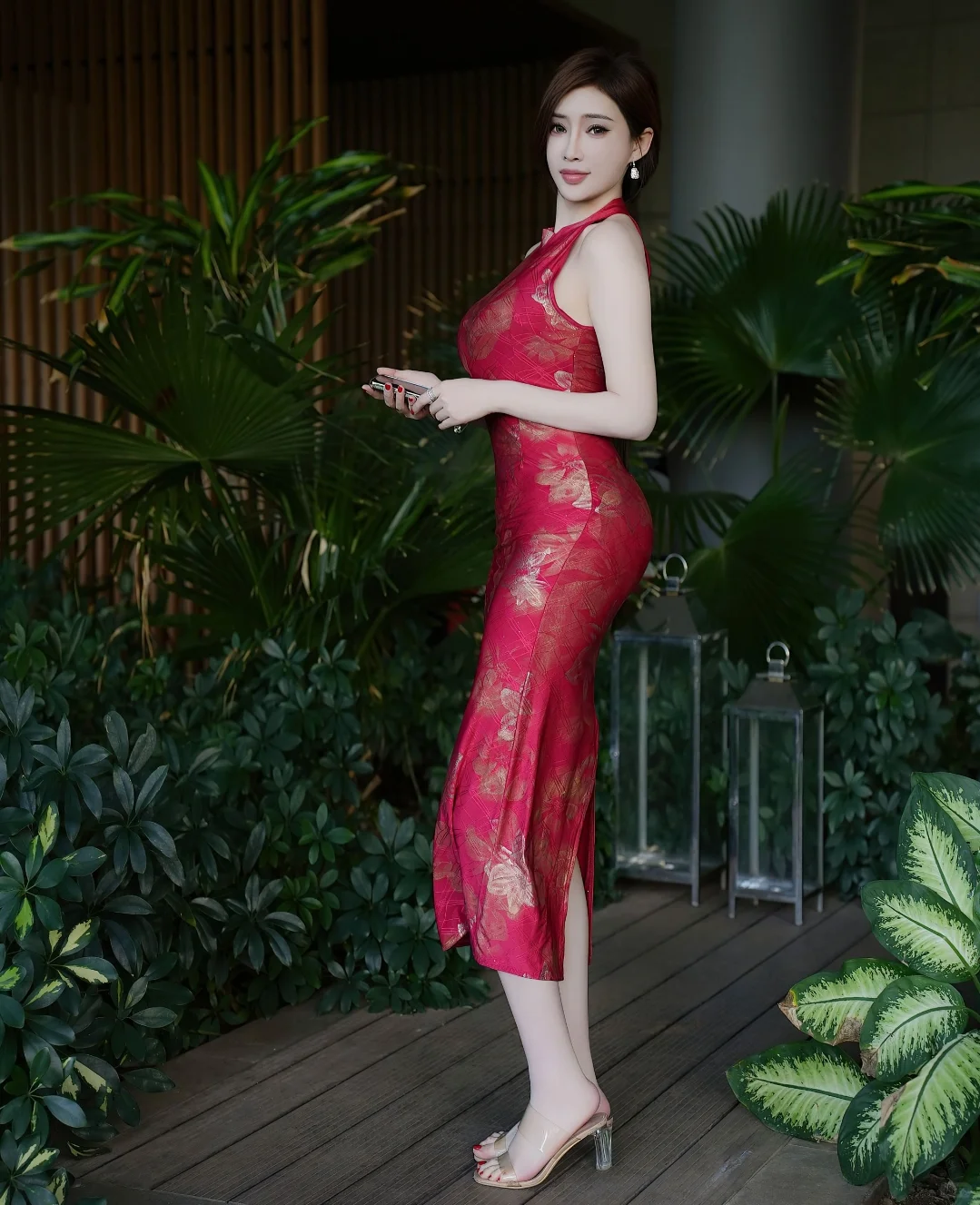 秀人模特 周妍希 后续精彩完整版在主✌️
