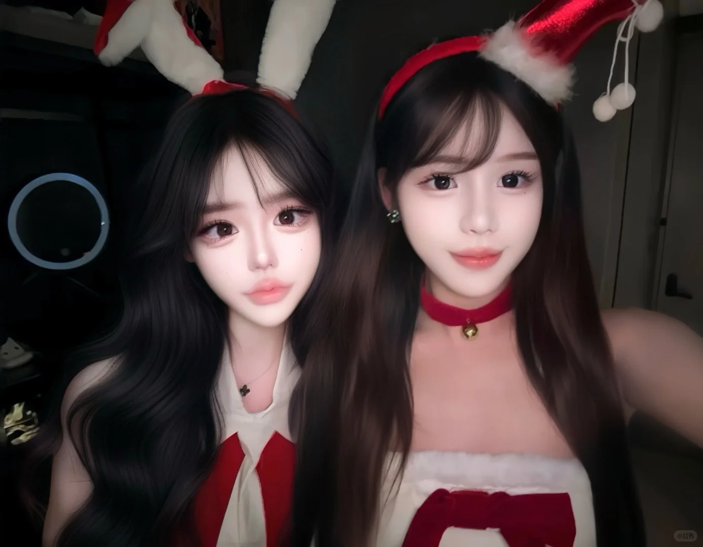 Santa’s fav girl 🧣🎄🍎