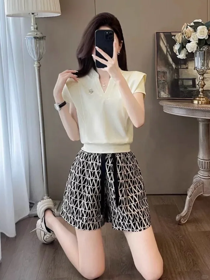 爱啦❤️超绝一套～哥弟时尚套装夏季温柔穿搭