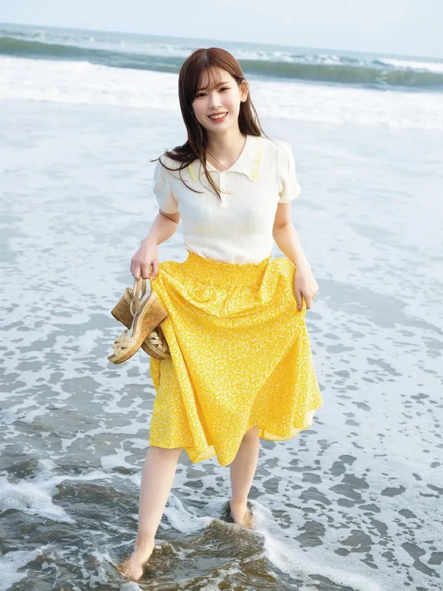 明里つむぎ写真集