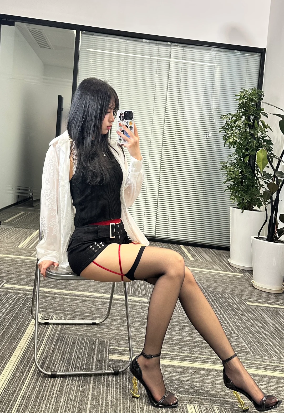 辣妹拍照姿势教学