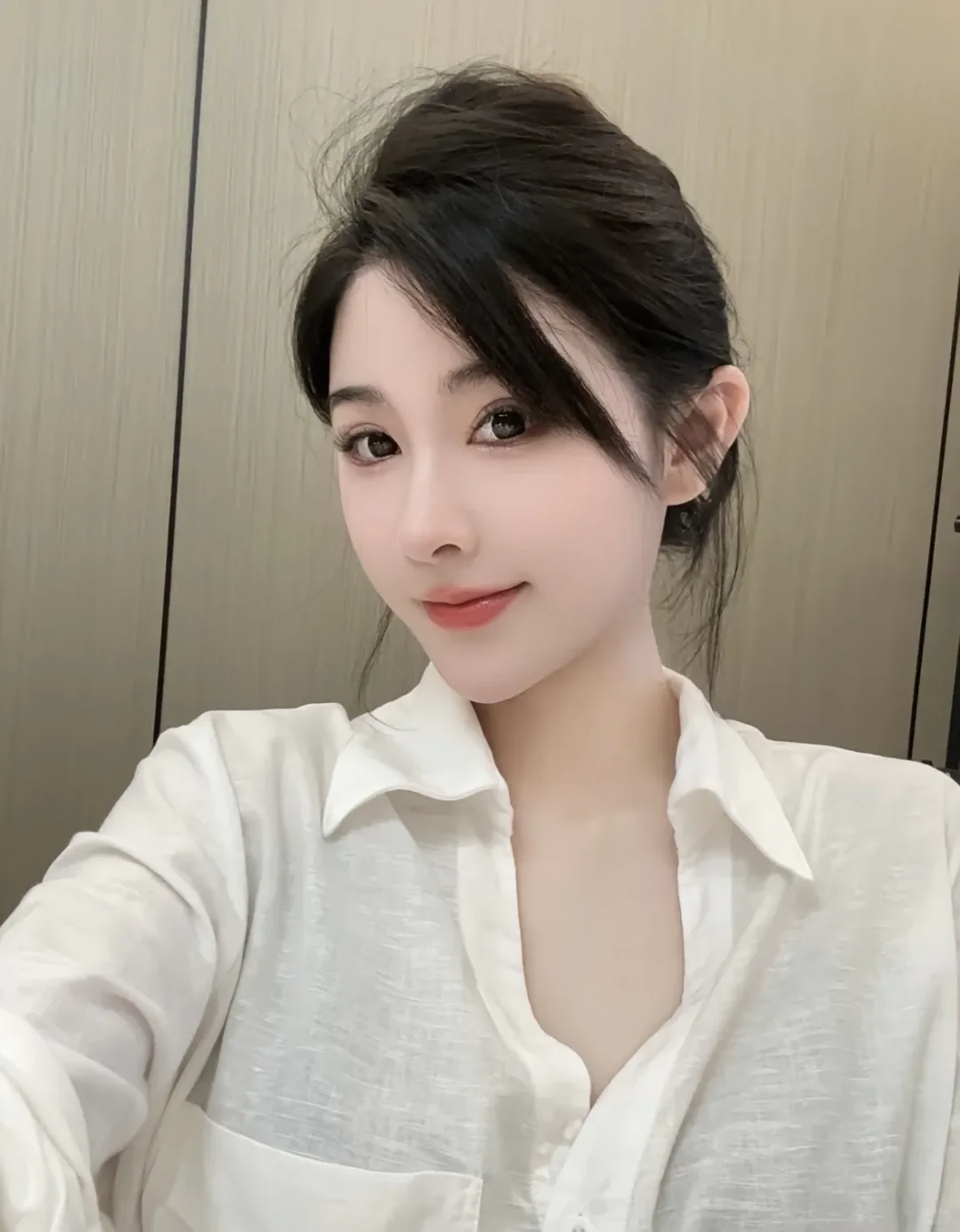 光打在脸上都温柔～
