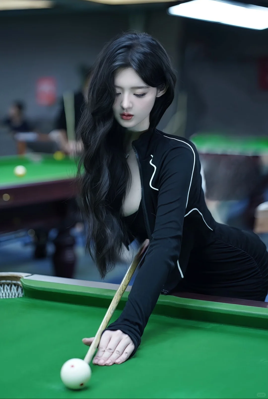 在校模特 纯欲风 配合度高 🉑️大吃度蹲约拍