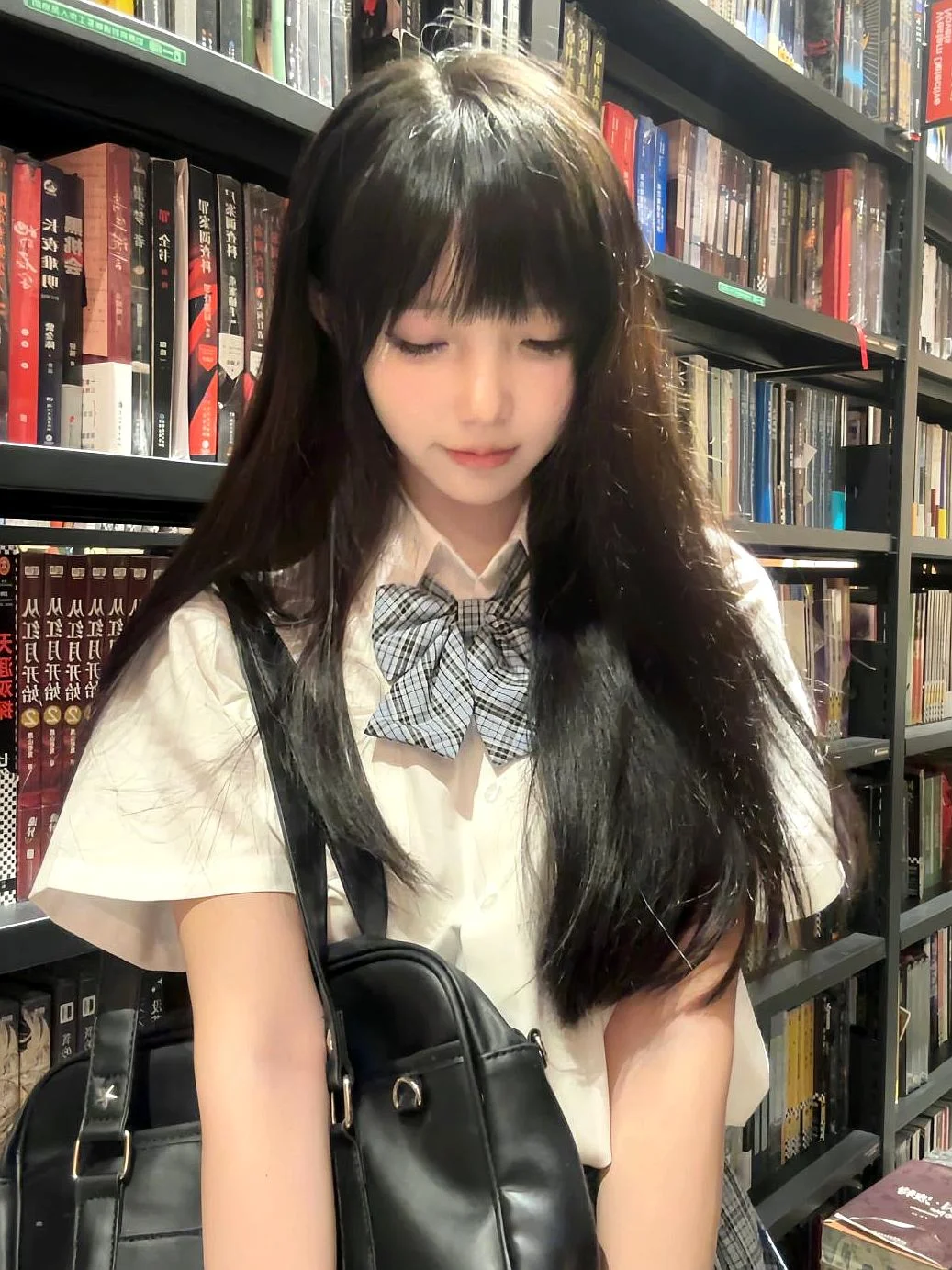在书店