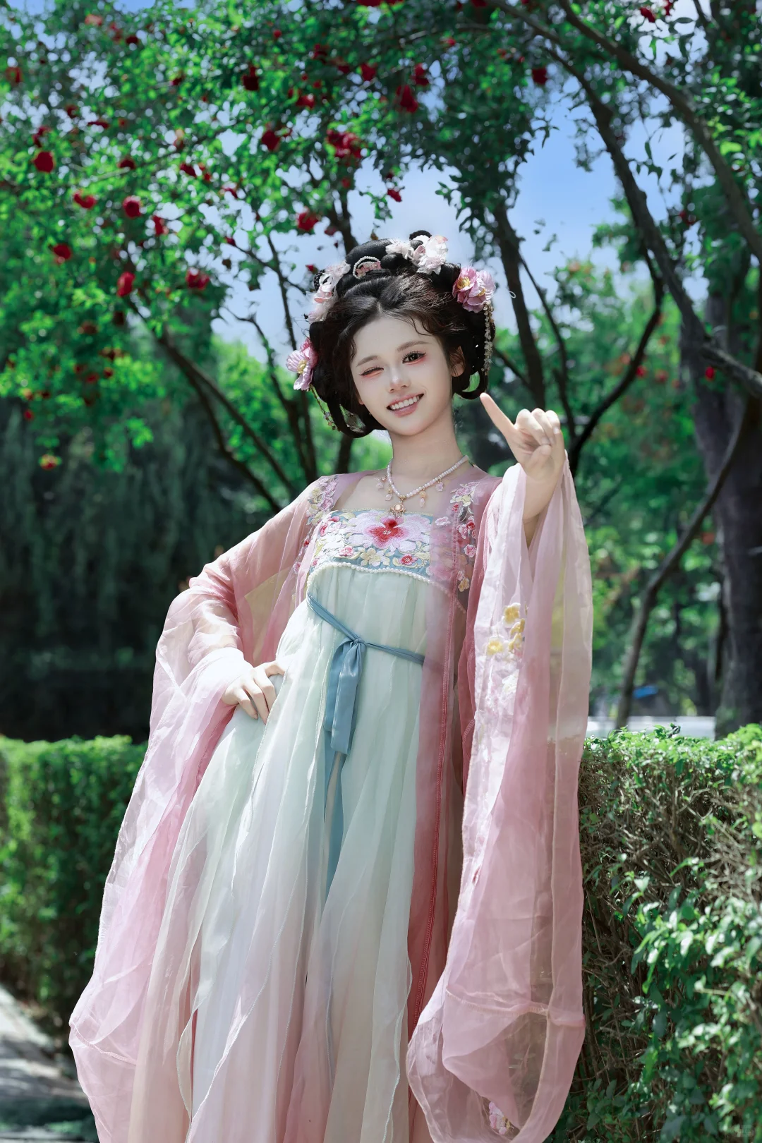 俏皮小女主