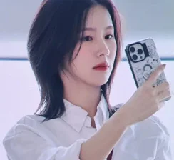 [赵美延]怎么能有人侧脸如此完美