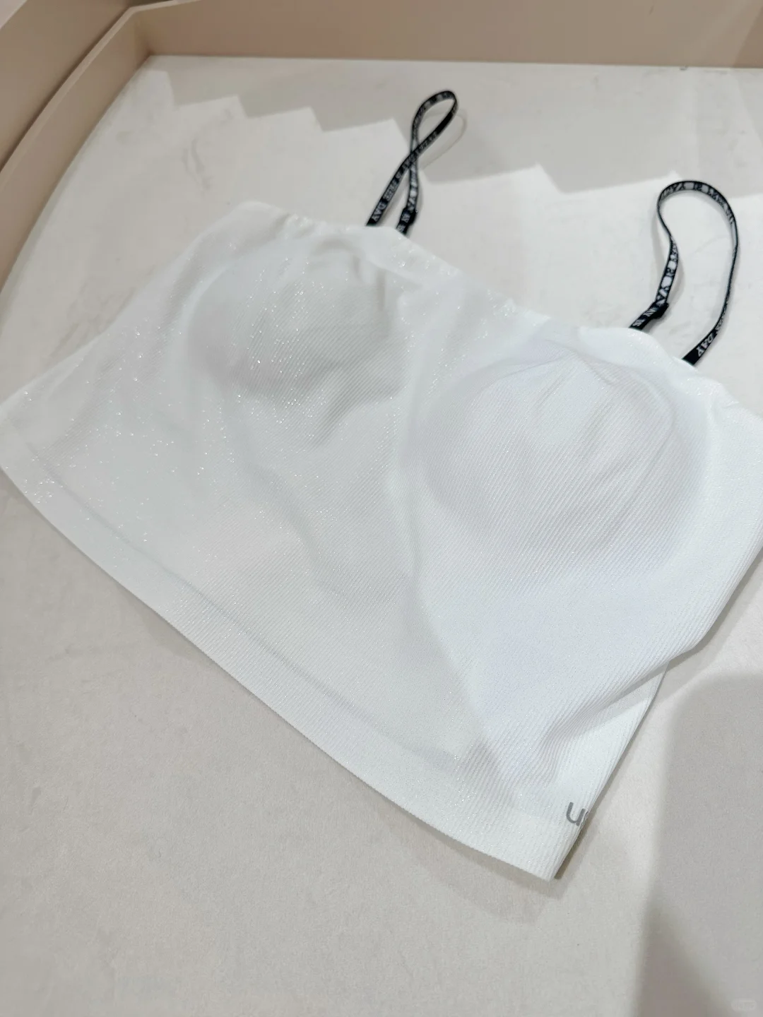 闪爆的吊带 美到起飞