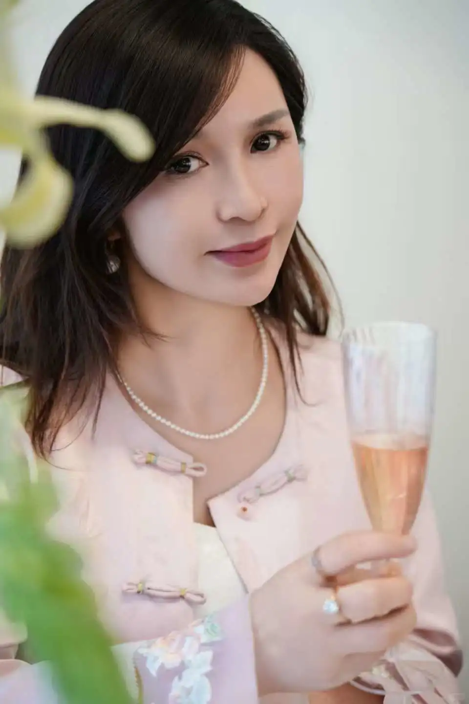 🌸【凤皇会 · 创业女性社群】我们相信，
