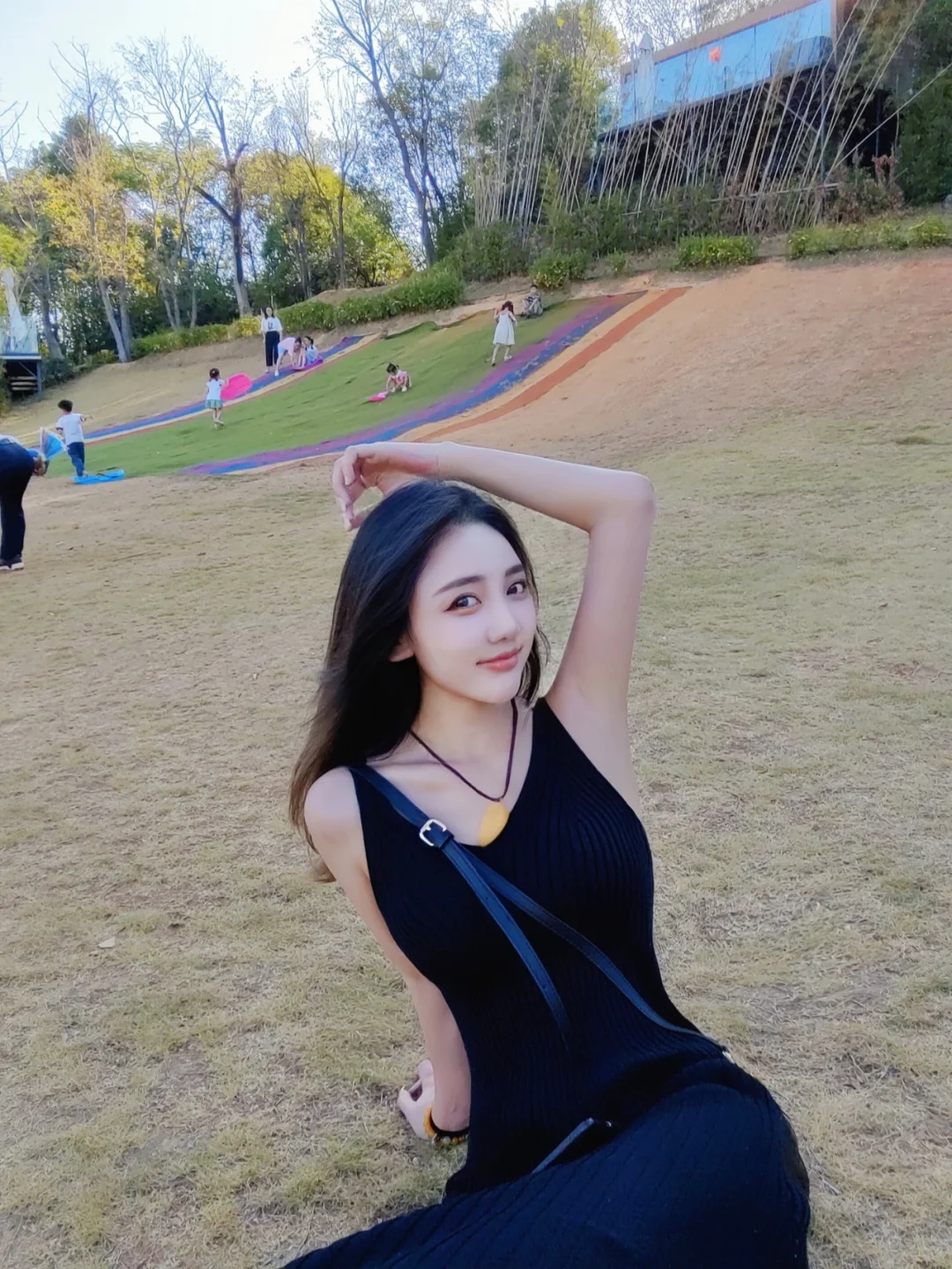 明明很单纯 却长了副看上去不太单纯的脸