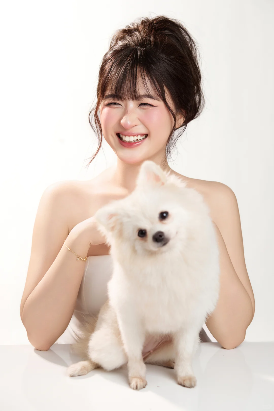 你好美女