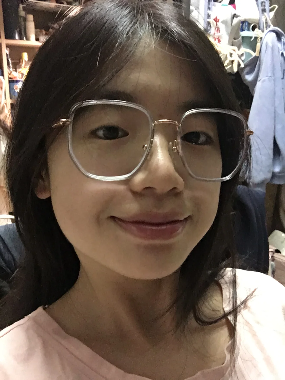 亲爱的我想说：其实你不化妆也特别漂亮！
