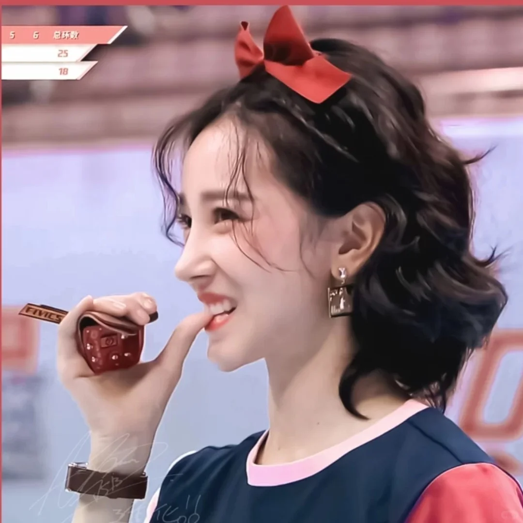 怎么会有这么可爱的女孩子