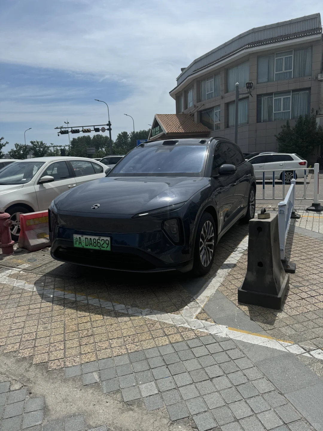 焕新版 Model Y 与 ES6 对比
