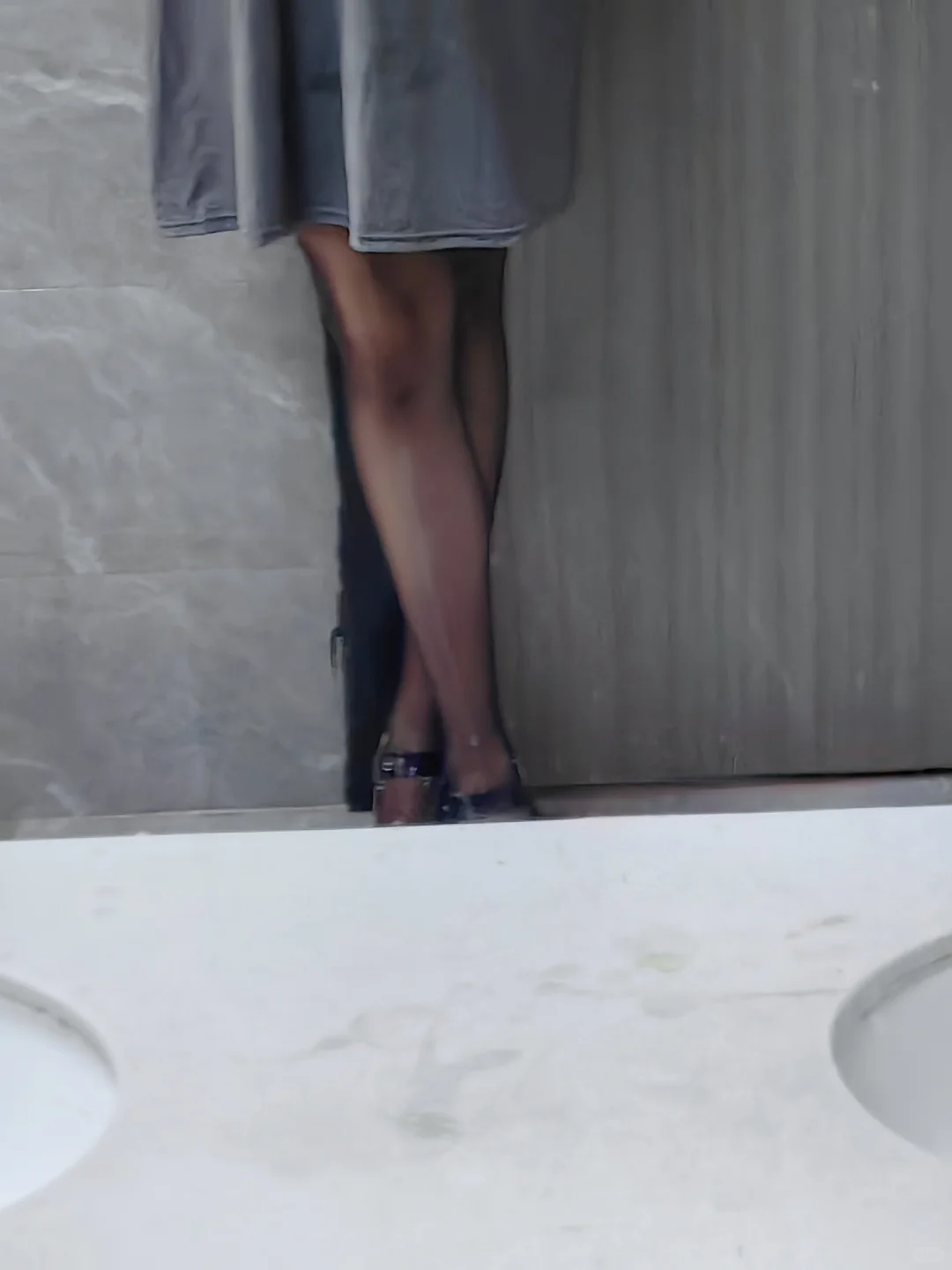 左滑看我变身