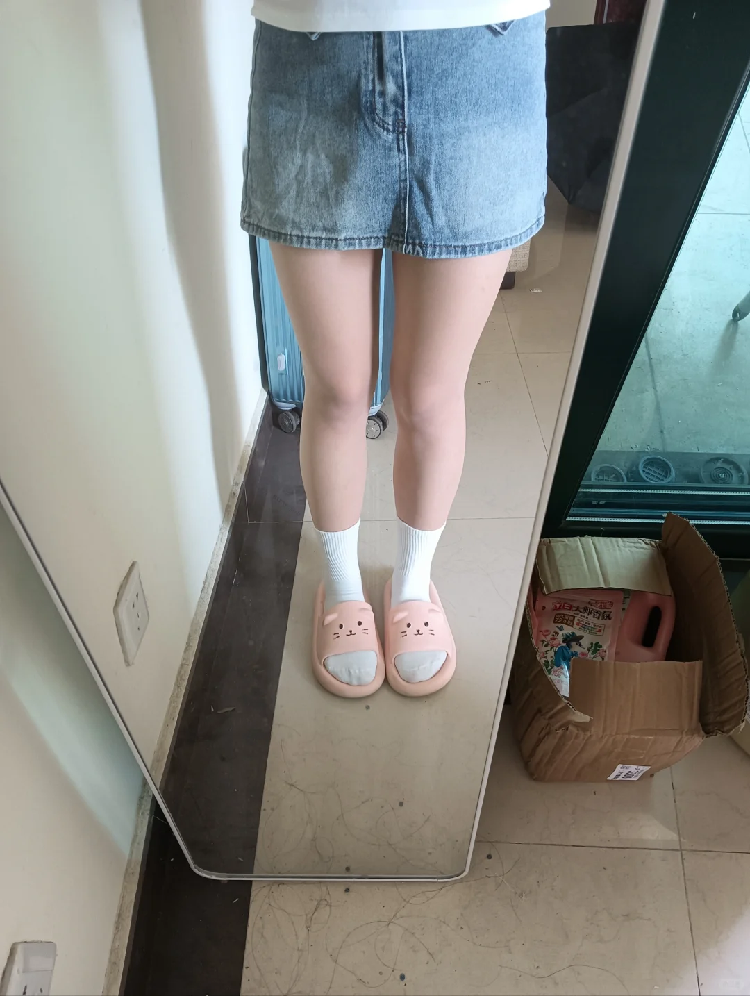 看看美肤袜