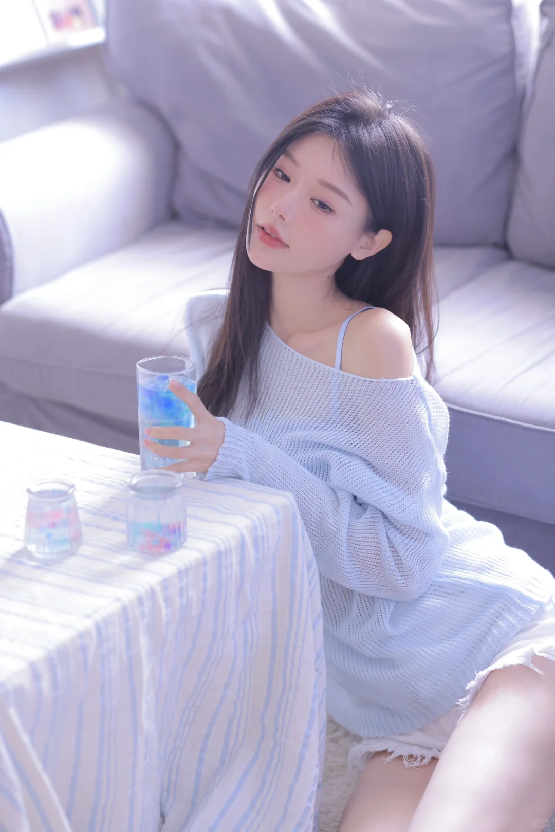 蓝色真的是淡颜系长相的天菜色
